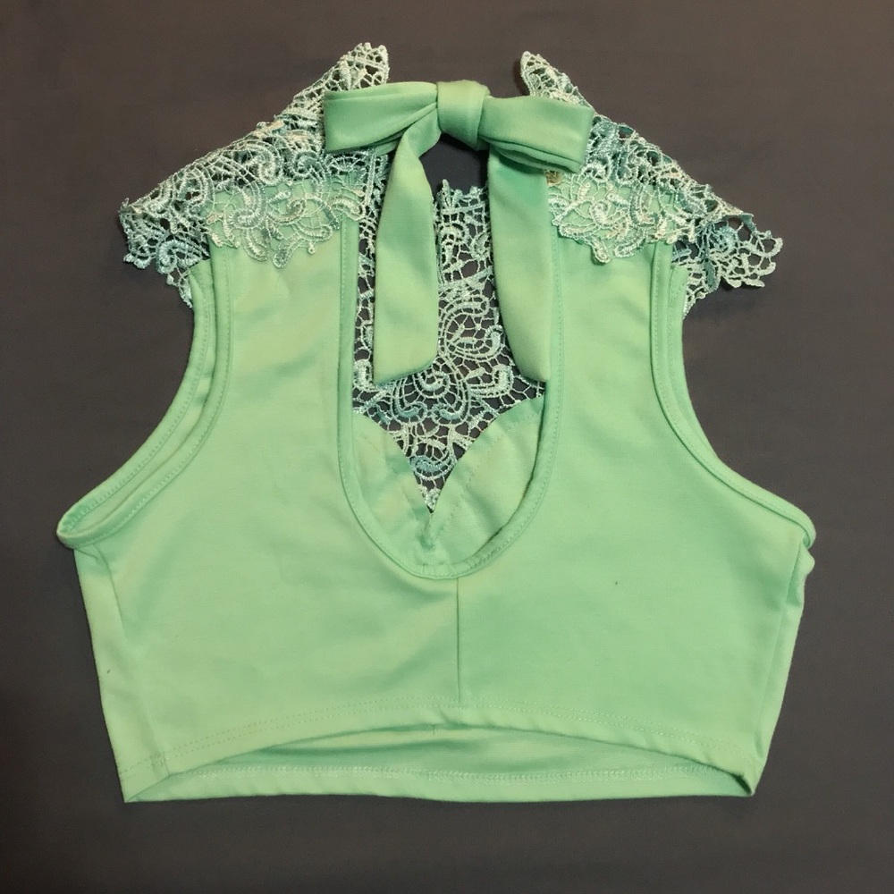 Dressy Crop Top Green Lace Bow